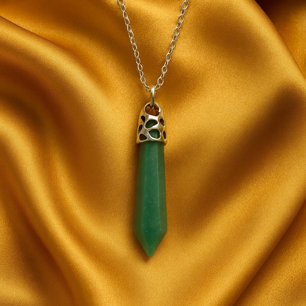 Faceted Green Pendant Necklace – Silver Filigree Cap, Boho Gemstone Jewelry